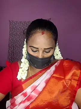 Snapshot of Tamil_devagi chatting on 07-21-26, 05:15 Tamil devagi online show from 07-21-26, 05:15