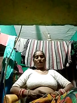 Snapshot of Xx_savita chatting on 04-30-26, 11:20 Xx savita online show from 04-30-26, 11:20