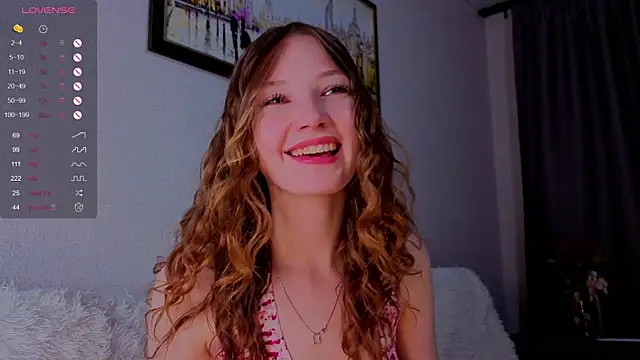 Alisavine online show from 05-18-26, 07:41