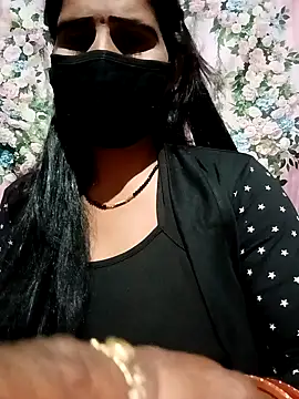 Snapshot of hotbabe205 chatting on 11-17-25, 04:13 hotbabe205 online show from 11-17-25, 04:13