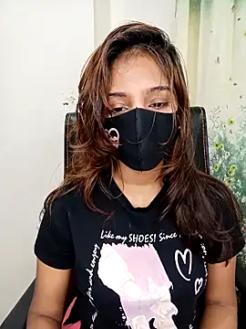 Snapshot of Sexy-Jara1 chatting on 01-16-26, 06:45 Sexy-Jara1 online show from 01-16-26, 06:45