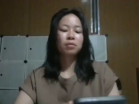 Cat-meow online show from 04-27-26, 02:15