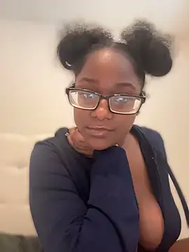 kaywest online show from 04-24-26, 07:49