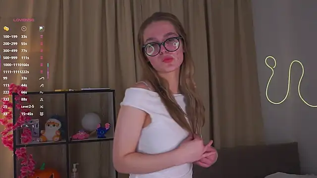 DidiCharm online show from 11-25-25, 10:43