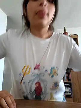 Emyii  online show from 07-22-26, 02:31