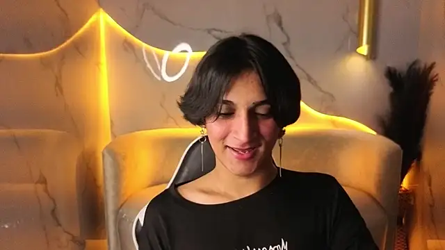 zoe tp online show from 11-26-25, 07:59