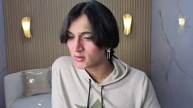 zoe tp online show from 11-30-25, 12:53