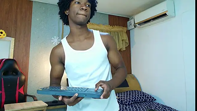 Snapshot of negga_cum chatting on 02-24-26, 12:36 negga cum online show from 02-24-26, 12:36