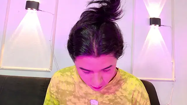 Angel-umbra online show from 04-24-26, 08:33