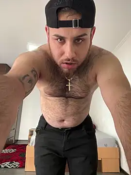 Snapshot of Andreiandu23 chatting on 04-03-26, 02:15 Andreiandu23 online show from 04-03-26, 02:15