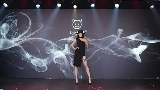 Snapshot of LU-909 chatting on 11-29-25, 08:06 LU-909 online show from 11-29-25, 08:06