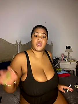 Violet Halo online show from 11-20-25, 10:53