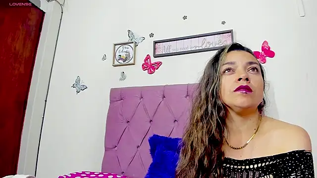 Snapshot of _nanycute_ chatting on 02-11-26, 09:09 nanycute online show from 02-11-26, 09:09