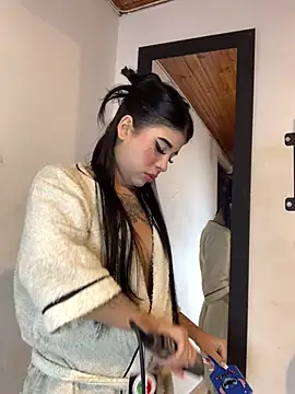 Dannii- online show from 03-28-26, 01:16