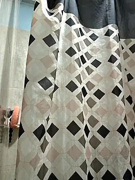 Snapshot of jes_260 chatting on 11-17-25, 01:44 jes 260 online show from 11-17-25, 01:44