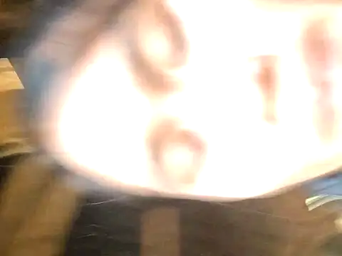 Snapshot of Bone-wet chatting on 11-21-25, 02:54 Bone-wet online show from 11-21-25, 02:54