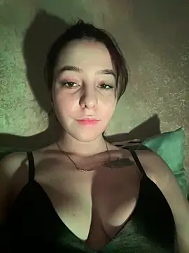 Snapshot of Anoraaa8A chatting on 03-12-26, 06:36 Anoraaa8A online show from 03-12-26, 06:36