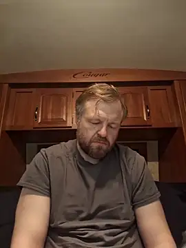 Snapshot of TheOneDonShaun chatting on 03-10-26, 03:00 TheOneDonShaun online show from 03-10-26, 03:00