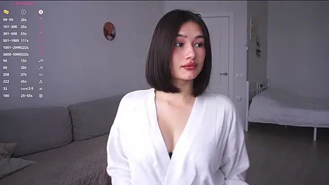 Snapshot of SoftLuna chatting on 02-20-26, 05:59 SoftLuna online show from 02-20-26, 05:59