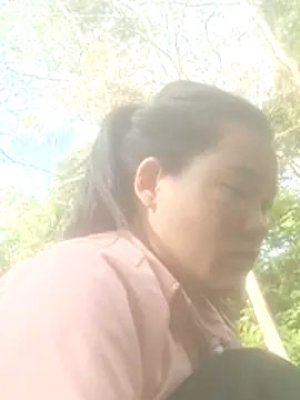 Snapshot of meomeo-00 chatting on 11-23-25, 02:22 meomeo-00 online show from 11-23-25, 02:22