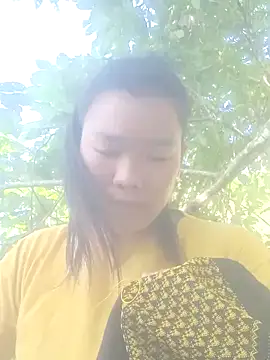 Snapshot of meomeo-00 chatting on 11-25-25, 03:06 meomeo-00 online show from 11-25-25, 03:06