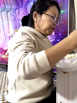 Snapshot of Yes-Baby-A chatting on 12-02-25, 04:51 Yes-Baby-A online show from 12-02-25, 04:51