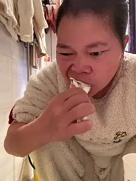 Snapshot of Yes-Baby-A chatting on 01-08-26, 10:23 Yes-Baby-A online show from 01-08-26, 10:23