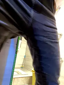 Snapshot of Yes-Baby-A chatting on 01-19-26, 12:09 Yes-Baby-A online show from 01-19-26, 12:09