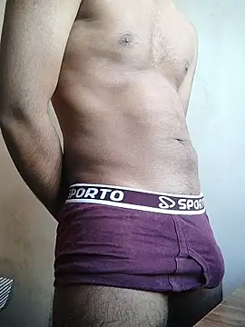 Snapshot of BhonduBaby chatting on 11-18-25, 10:20 BhonduBaby online show from 11-18-25, 10:20