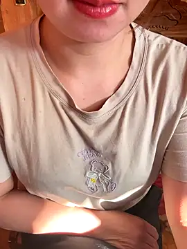 Snapshot of Hot-Today chatting on 11-28-25, 08:50 Hot-Today online show from 11-28-25, 08:50