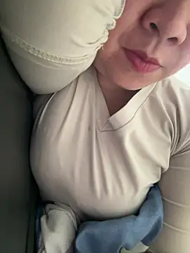 Snapshot of Hot-Today chatting on 02-05-26, 12:32 Hot-Today online show from 02-05-26, 12:32