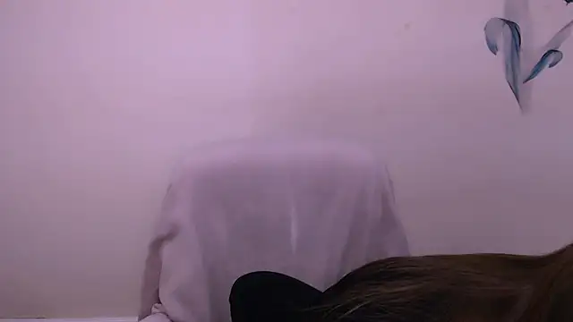 Snapshot of MillaTems_ chatting on 01-10-26, 09:33 MillaTems online show from 01-10-26, 09:33