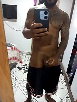 Snapshot of blackmamba3887 chatting on 11-19-25, 11:32 blackmamba3887 online show from 11-19-25, 11:32