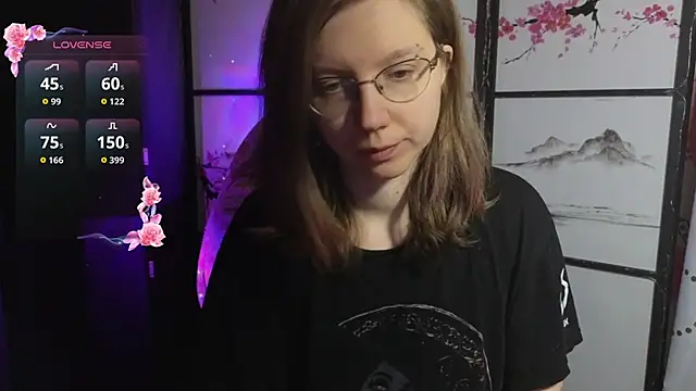 Snapshot of scarlettsrose chatting on 02-16-26, 12:45 scarlettsrose online show from 02-16-26, 12:45