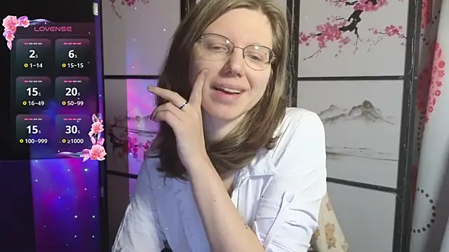 Snapshot of scarlettsrose chatting on 02-25-26, 12:04 scarlettsrose online show from 02-25-26, 12:04