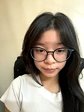 mau155  online show from 11-17-25, 01:17