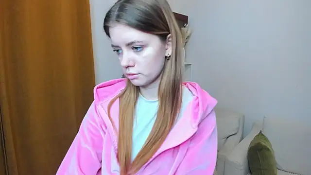 Snapshot of AngelesBenitz chatting on 12-03-25, 06:43 AngelesBenitz online show from 12-03-25, 06:43