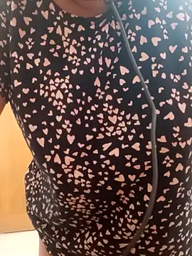 Snapshot of rupamim chatting on 12-21-25, 08:38 rupamim online show from 12-21-25, 08:38