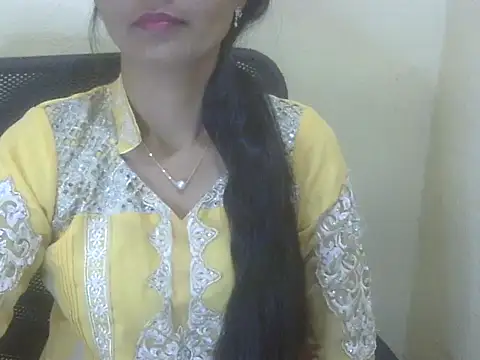 Snapshot of Saheba_S chatting on 02-16-26, 06:31 Saheba S online show from 02-16-26, 06:31