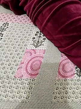 Snapshot of Sagarnp chatting on 11-17-25, 03:18 Sagarnp online show from 11-17-25, 03:18