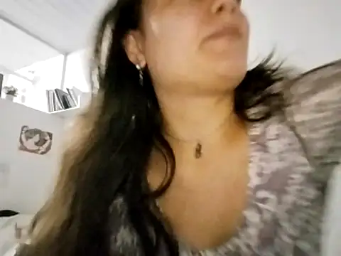 Snapshot of Satanatrix chatting on 01-19-26, 01:20 Satanatrix online show from 01-19-26, 01:20