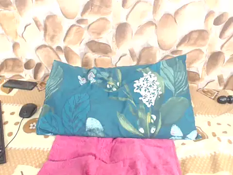 Lover Bear X online show from 01-06-26, 07:56