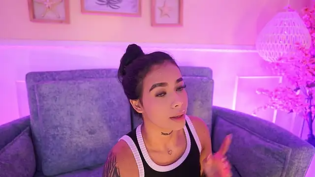 MeganLowell online show from 02-21-26, 07:15