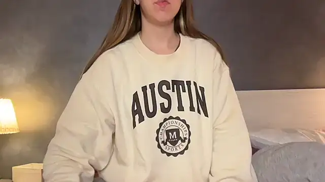 Snapshot of Martimartinaxx chatting on 12-01-25, 05:29 Martimartinaxx online show from 12-01-25, 05:29