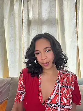 Esmerald 1111 online show from 07-05-26, 02:13