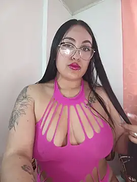 Snapshot of KatyVelvet07 chatting on 11-24-25, 09:03 KatyVelvet07 online show from 11-24-25, 09:03