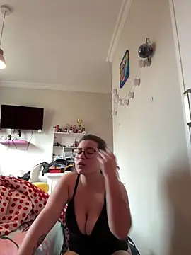 Snapshot of missseduction24 chatting on 02-02-26, 09:08 missseduction24 online show from 02-02-26, 09:08