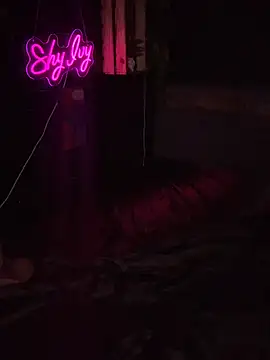 Snapshot of Shy-Ivy chatting on 03-11-26, 11:00 Shy-Ivy online show from 03-11-26, 11:00