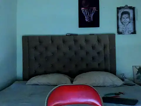 Snapshot of blorelopez chatting on 11-27-25, 12:02 blorelopez online show from 11-27-25, 12:02