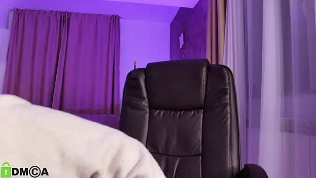 Snapshot of AnnaHarperX chatting on 01-08-26, 05:48 AnnaHarperX online show from 01-08-26, 05:48